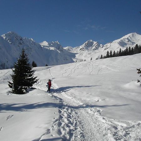 Alpen Garten Hotel Margherita Rumo Экстерьер фото