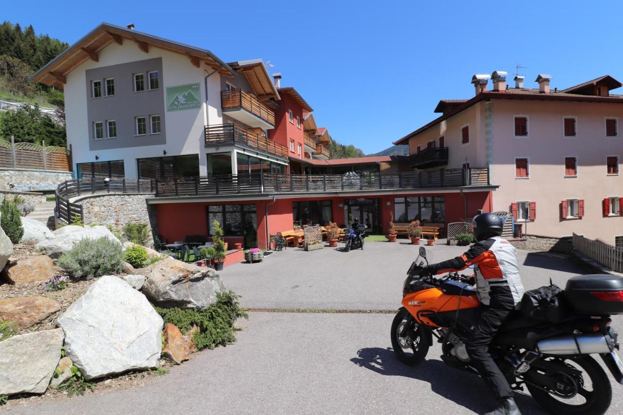 Alpen Garten Hotel Margherita Rumo Экстерьер фото