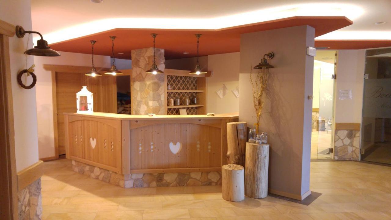 Alpen Garten Hotel Margherita Rumo Экстерьер фото