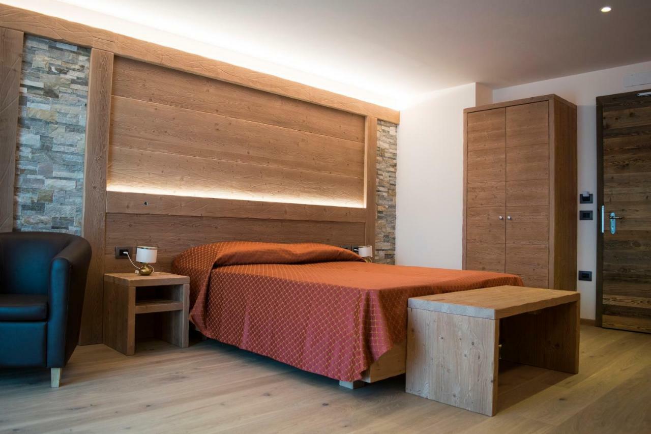 Alpen Garten Hotel Margherita Rumo Экстерьер фото